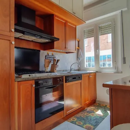 Space & Comfort Near The Beach Apartman *